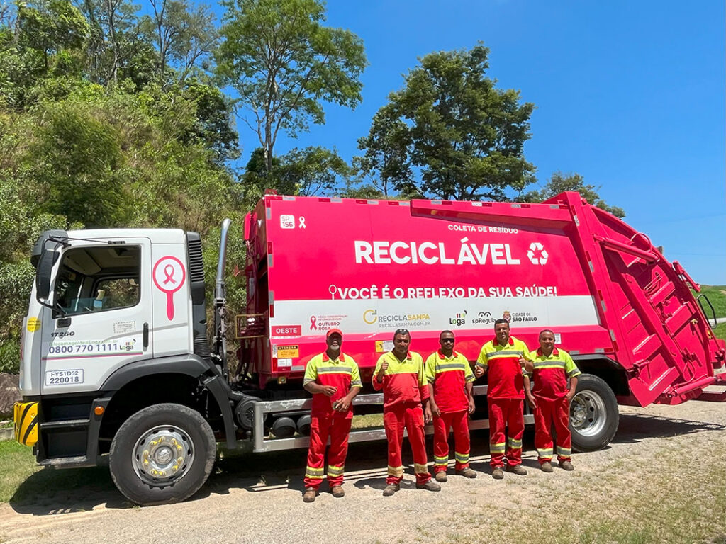 Caminhão Rosa na Vila Albertina